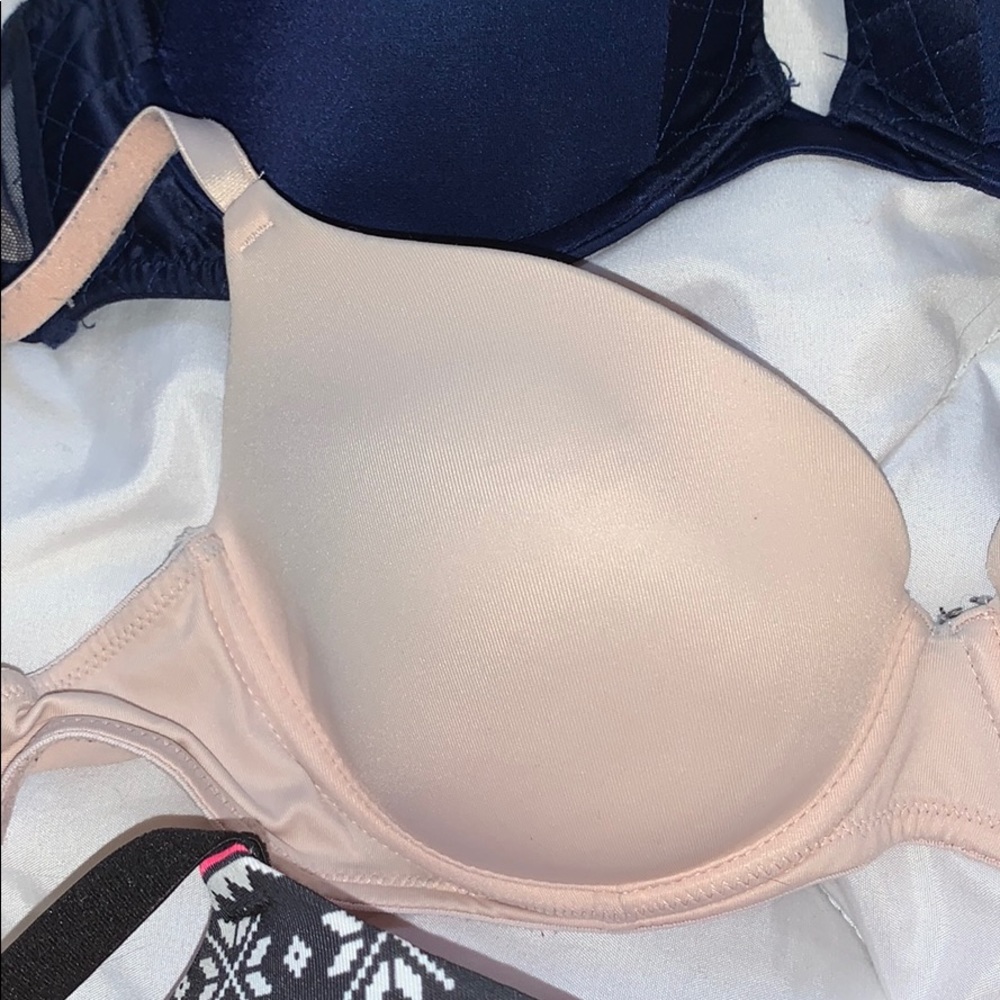 BRAS! (Can be sold separately if needed) - Picture 5 of 7